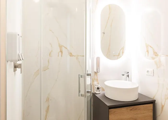 Vittorioveneto126 3* La Spezia